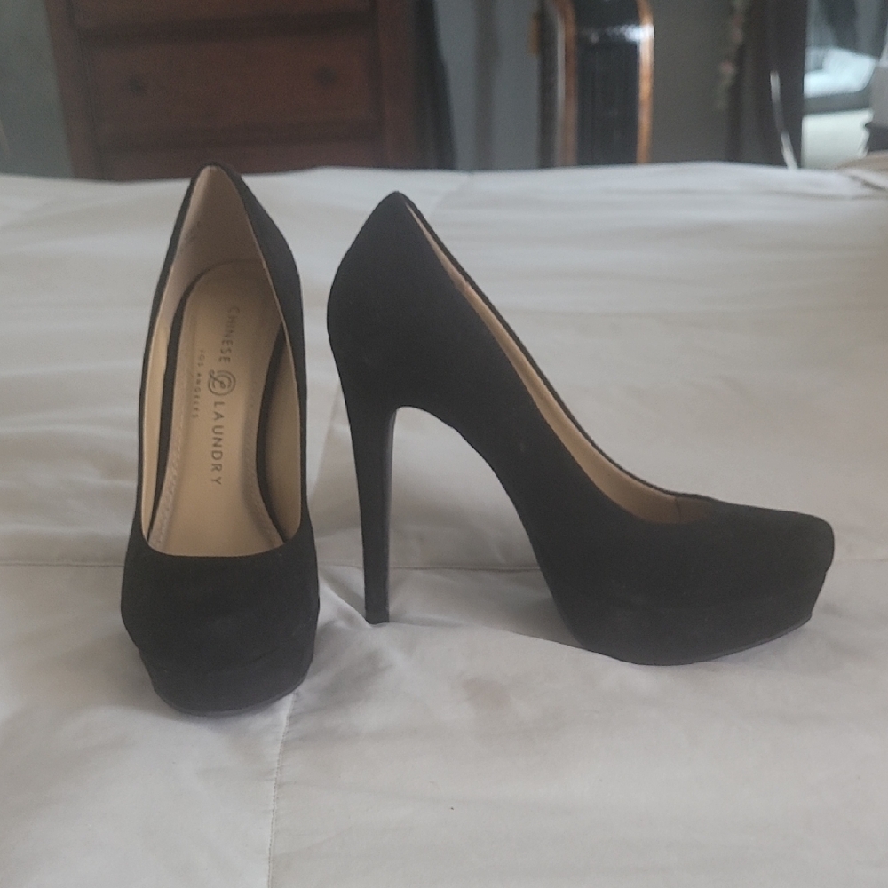 Chinese Laundry Classic Black Heels